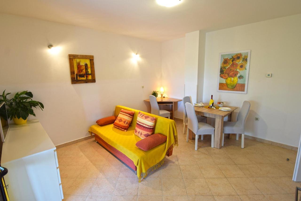 Apartments Bor Medulin Luaran gambar