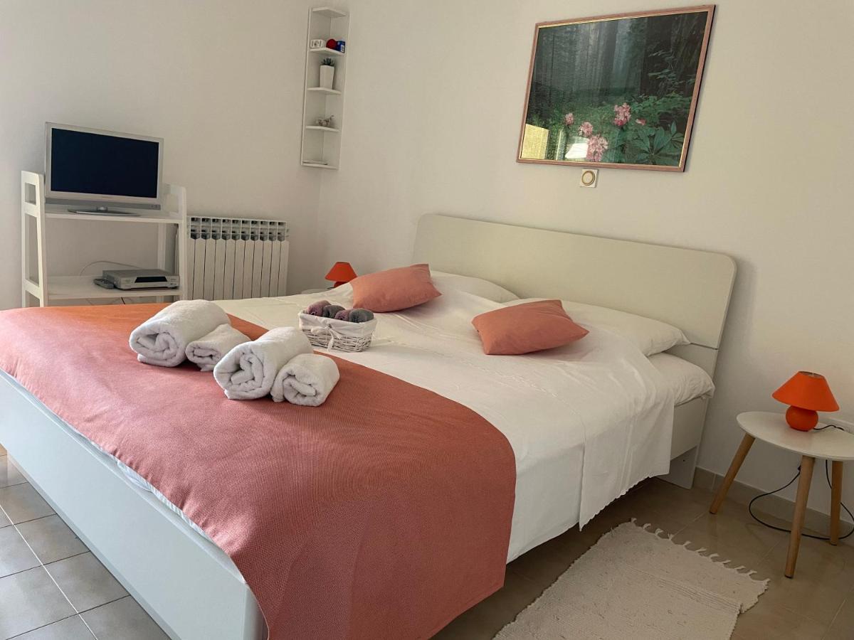 Apartments Bor Medulin Luaran gambar